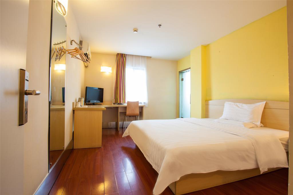7Days Inn Qingdao Haiyunan Xinglong Road エクステリア 写真