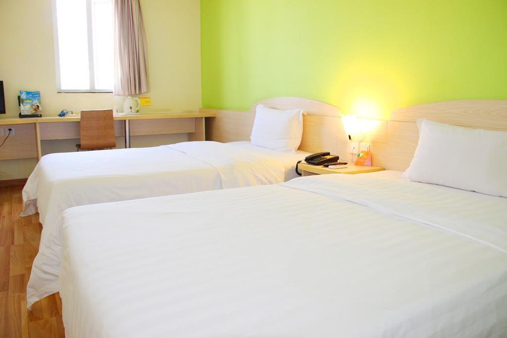 7Days Inn Qingdao Haiyunan Xinglong Road エクステリア 写真