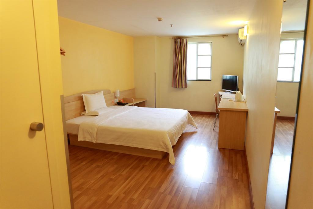 7Days Inn Qingdao Haiyunan Xinglong Road 部屋 写真